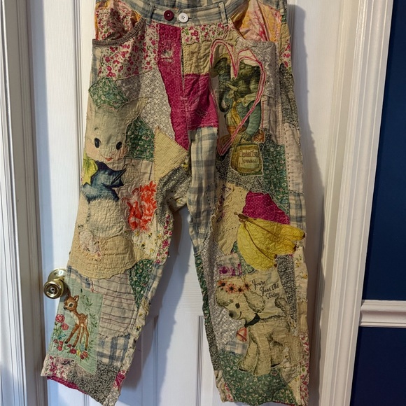 Magnolia Pearl Patchwork Pants - rabbits, elephants and bananas!  OSFM EUC. - Picture 7 of 13